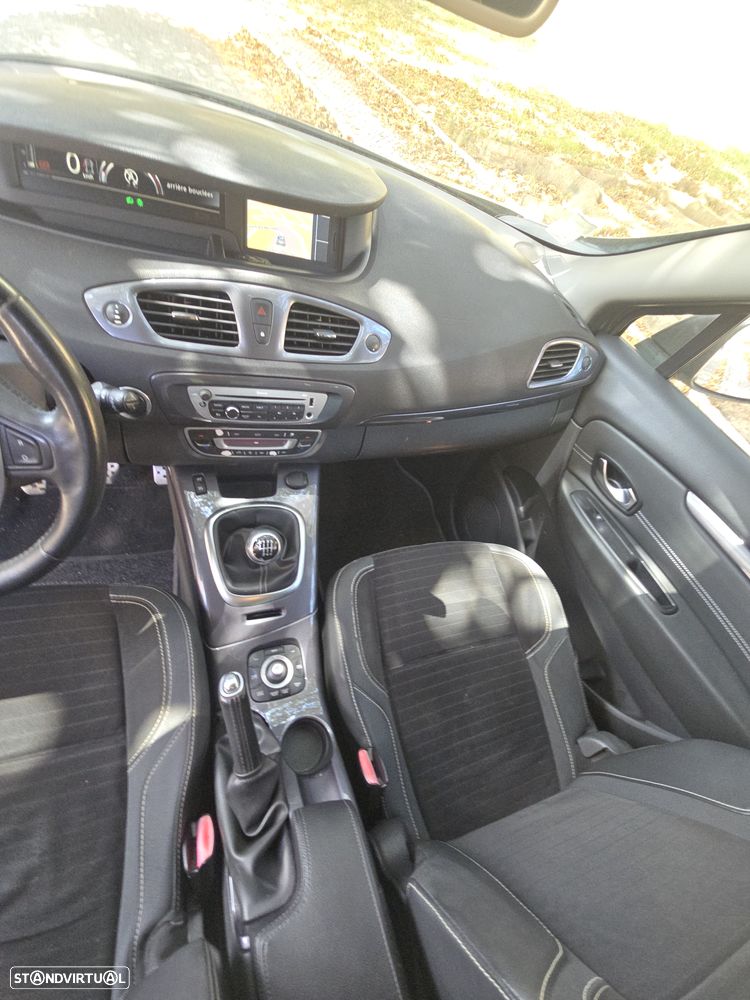 Renault Scénic 1.2 TCE Sport SS - 19