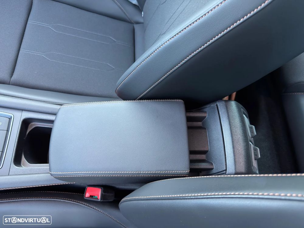 Cupra Formentor 1.5 eTSI DSG - 36