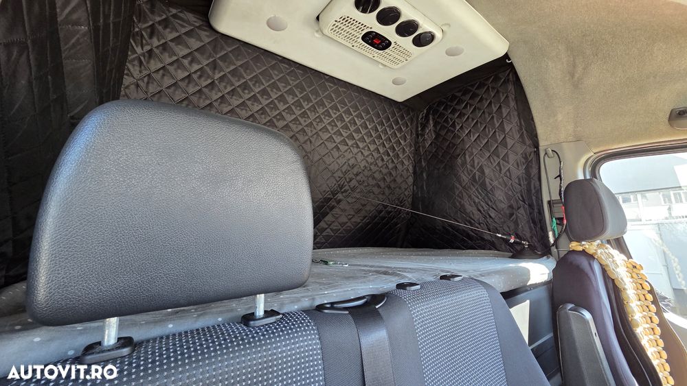 Mercedes-Benz Sprinter - 10