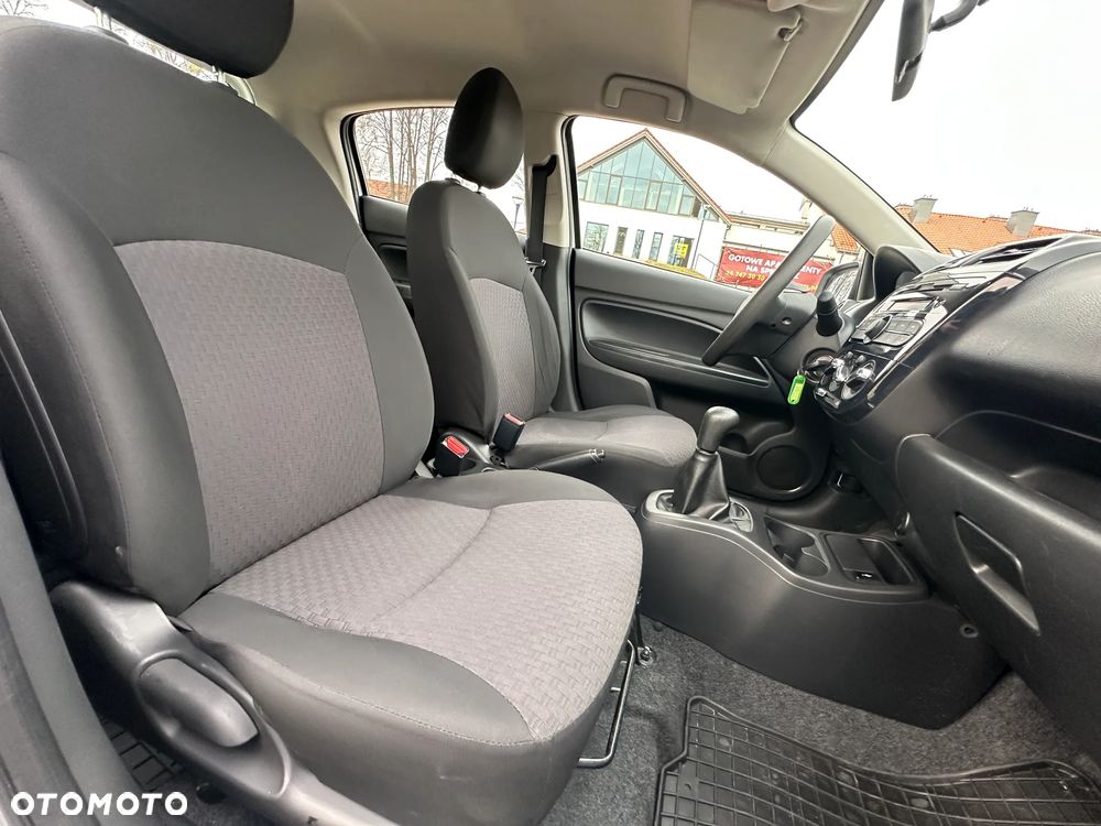 Mitsubishi Space Star - 28