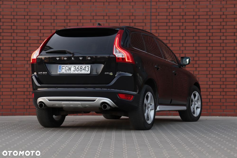 Volvo XC 60 D4 RDesign - 10