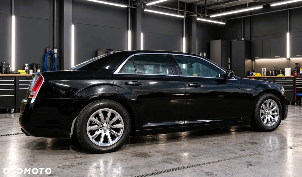 Chrysler 300 - 22