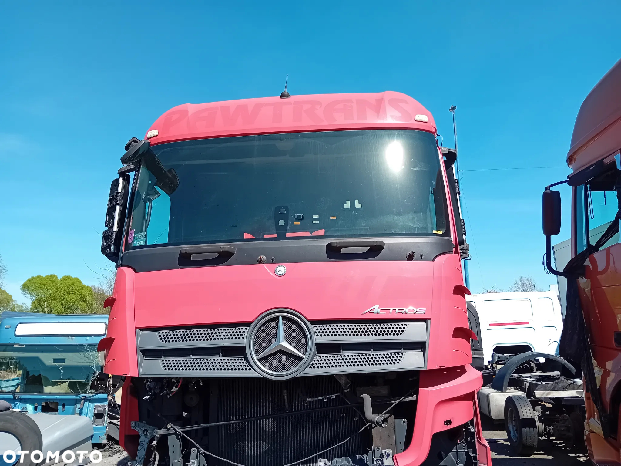 Sprzedam kabinę mercedes MP 4 - 2