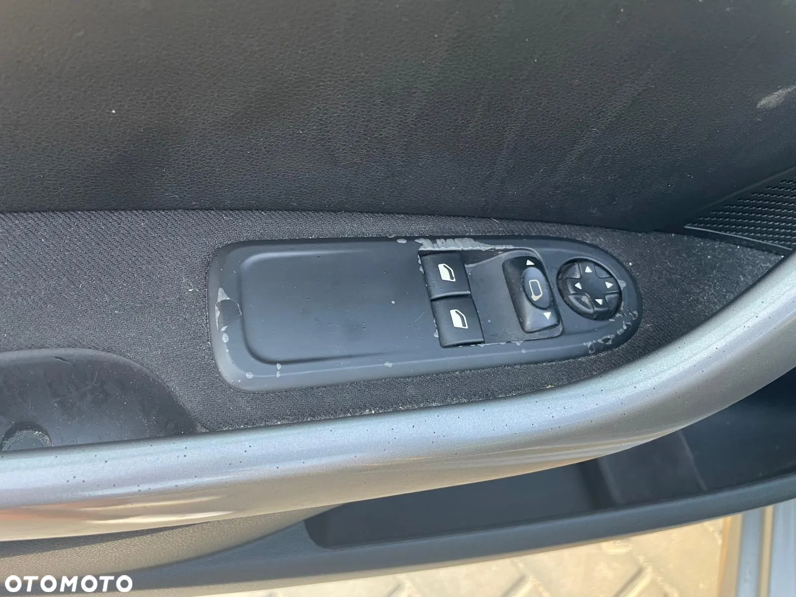 Peugeot 308 1.6 HDi Access - 12