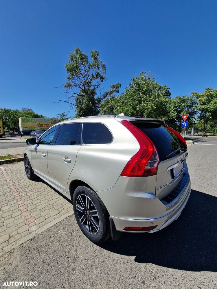 Volvo XC 60 D4 AWD Geartronic Momentum - 16