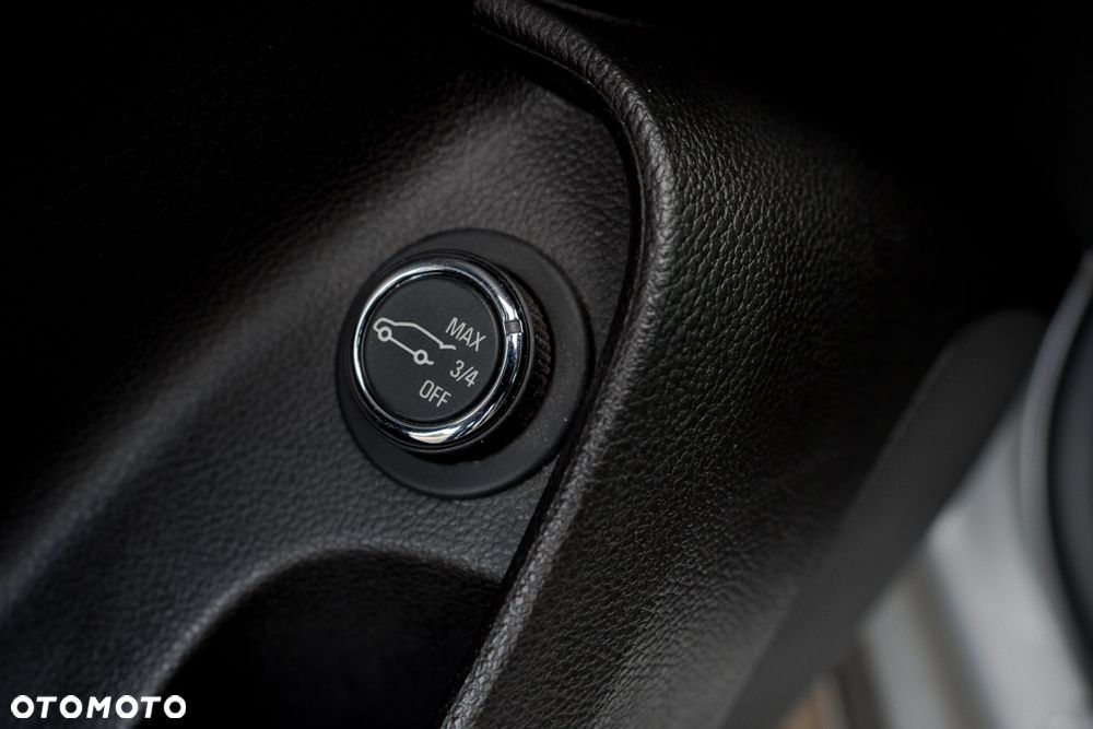 Opel Insignia 1.6 T Cosmo S&S - 14