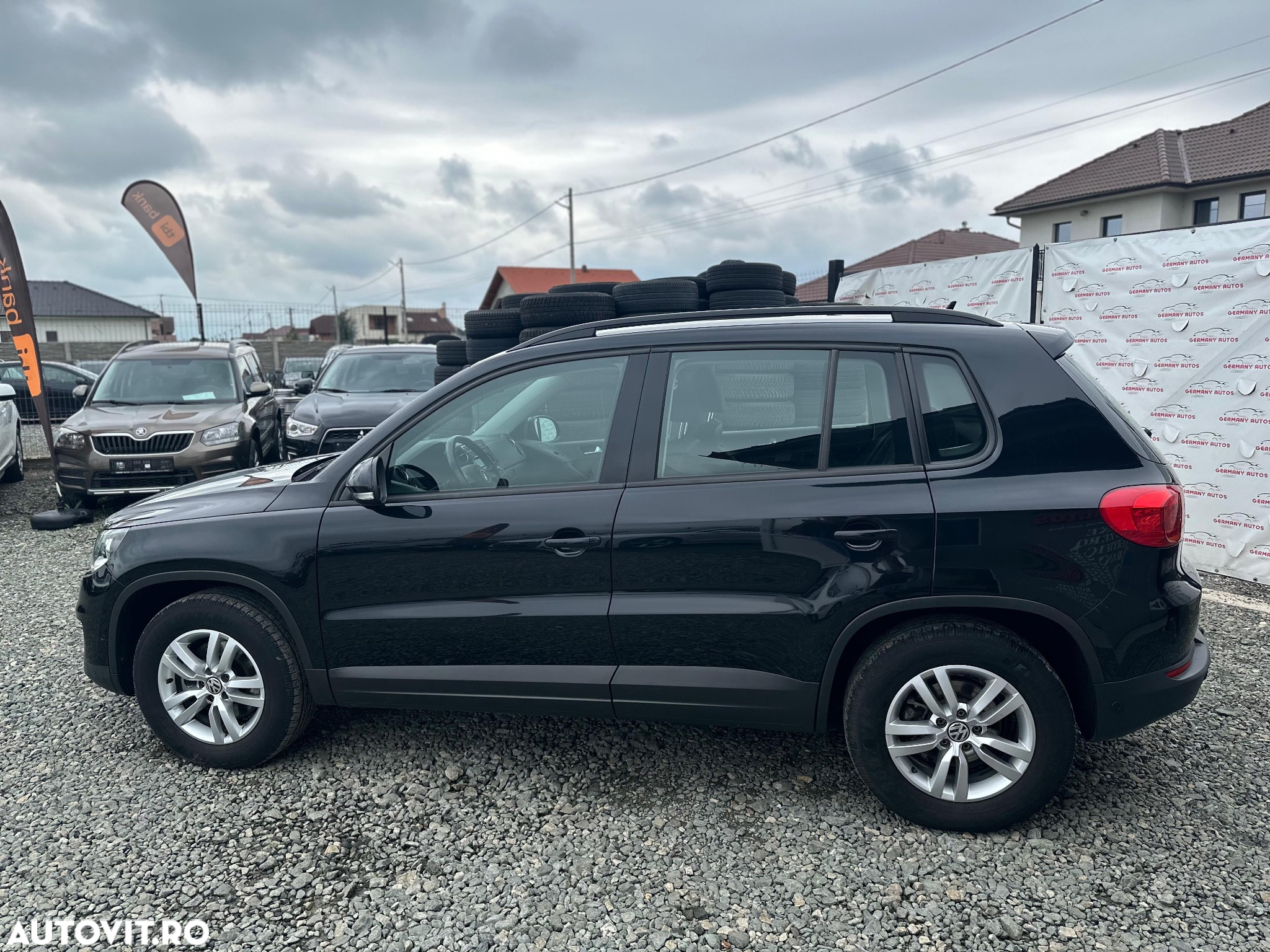 Volkswagen Tiguan - 5