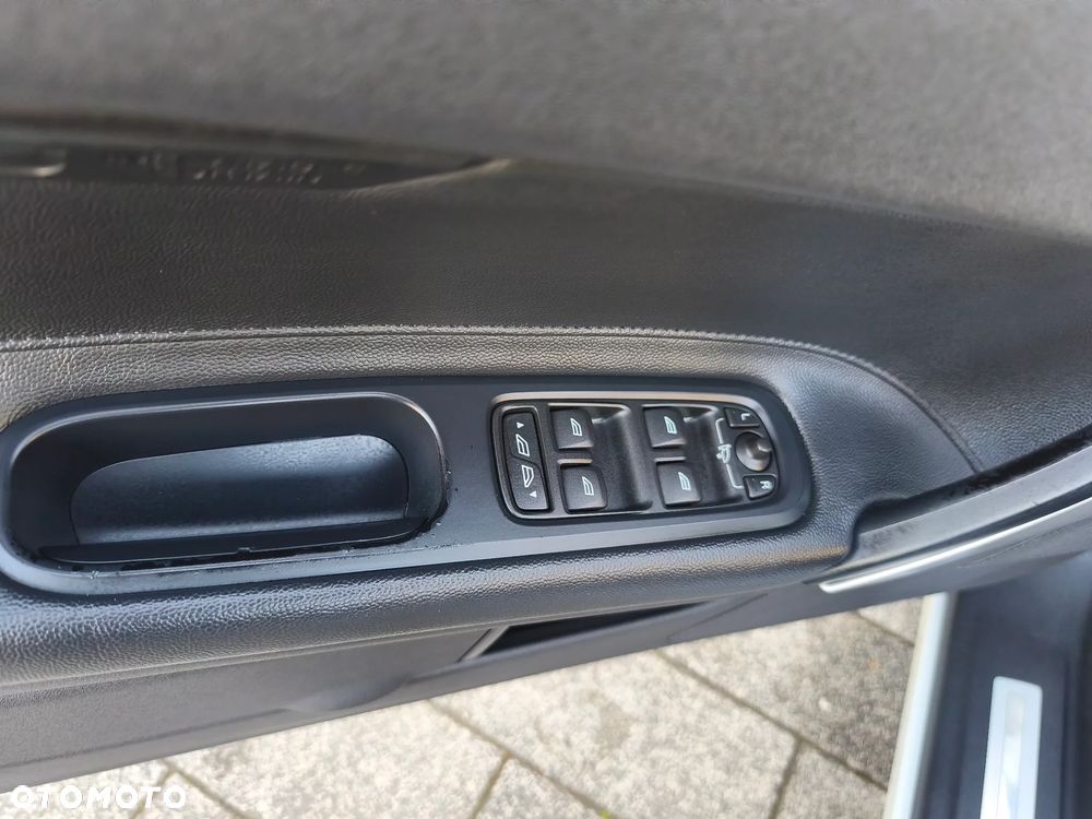 Volvo C70 D3 Summum - 16