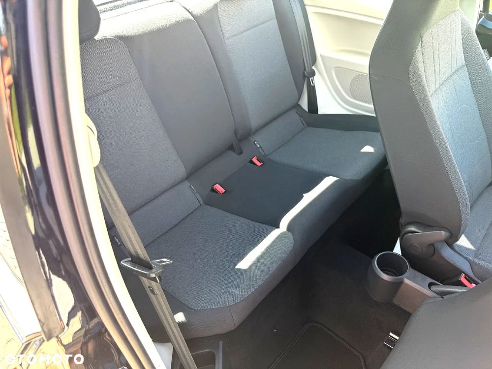 Volkswagen up! 1.0 move - 14