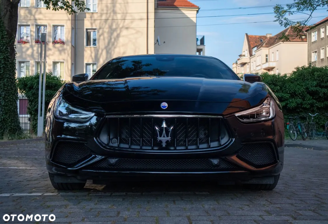 Maserati Ghibli GranSport - 3