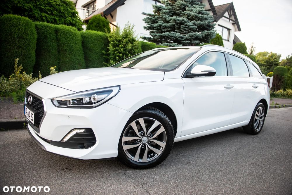 Hyundai i30 1.6 CRDI DCT Style - 1
