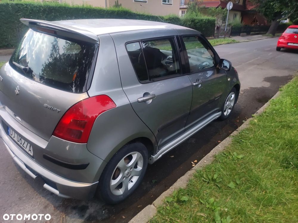 Suzuki Swift - 8