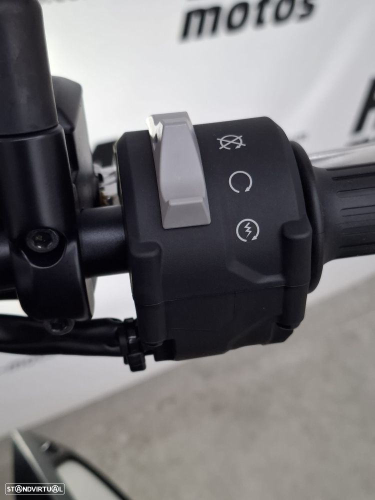 Kawasaki Z 900 - GARANTIA DE FÁBRICA - 10