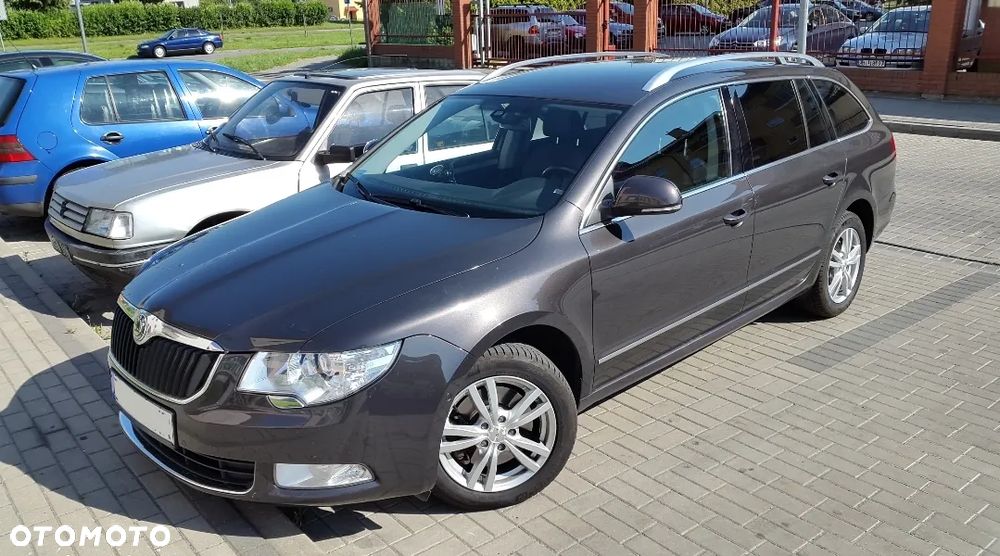 Skoda Superb 2.0 TDI Platinum DSG - 1