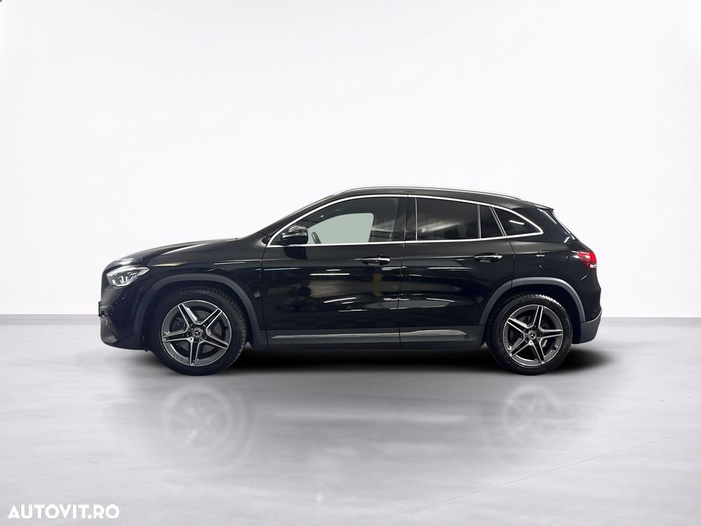Mercedes-Benz GLA ver-250-4matic-7g--dct-amg-line - 3
