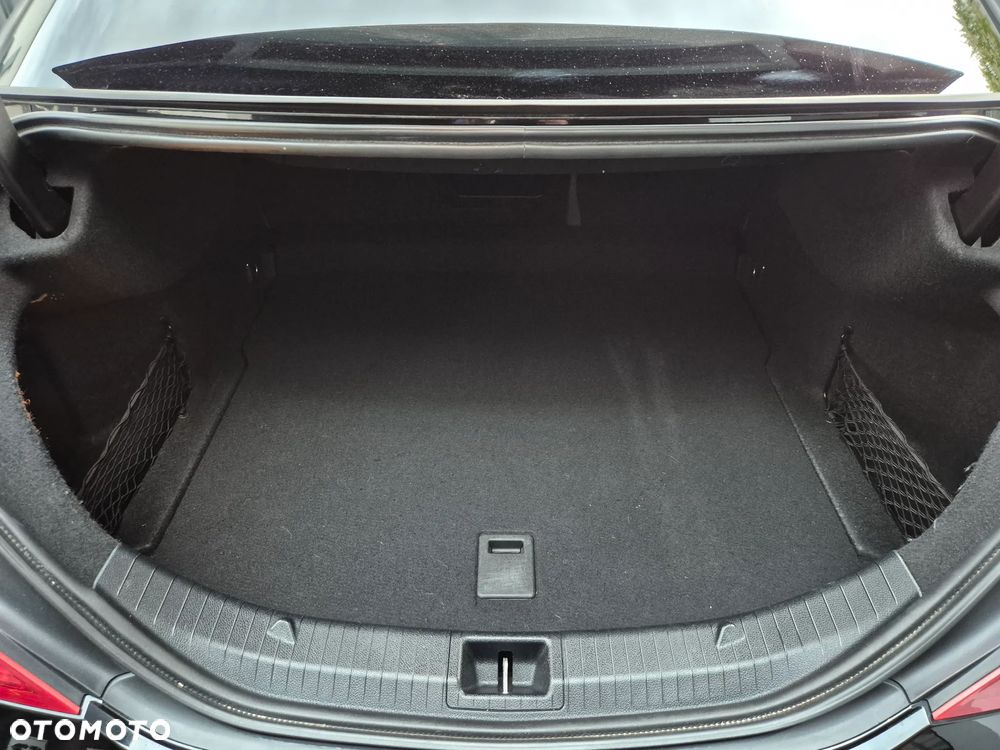 Mercedes-Benz CLA - 21