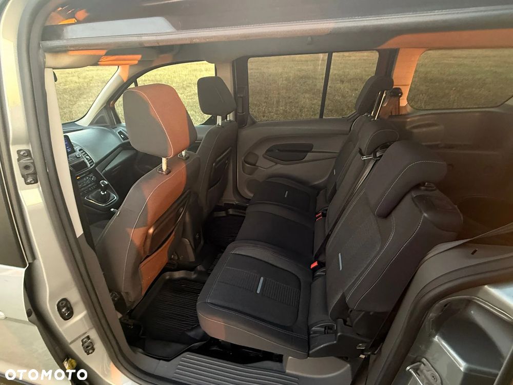 Ford Tourneo Connect 1.5 EcoBlue Active - 29