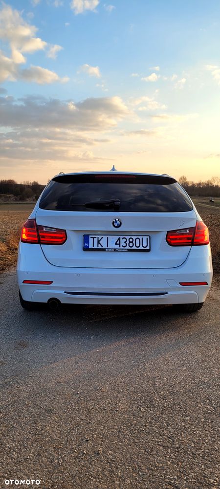 BMW Seria 3 320d DPF Edition Sport - 9