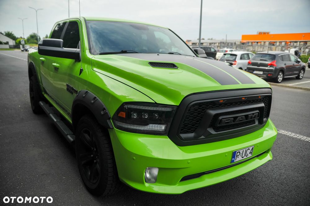 RAM 1500 5.7 Crew Cab Shortbed Limited Sport - 18