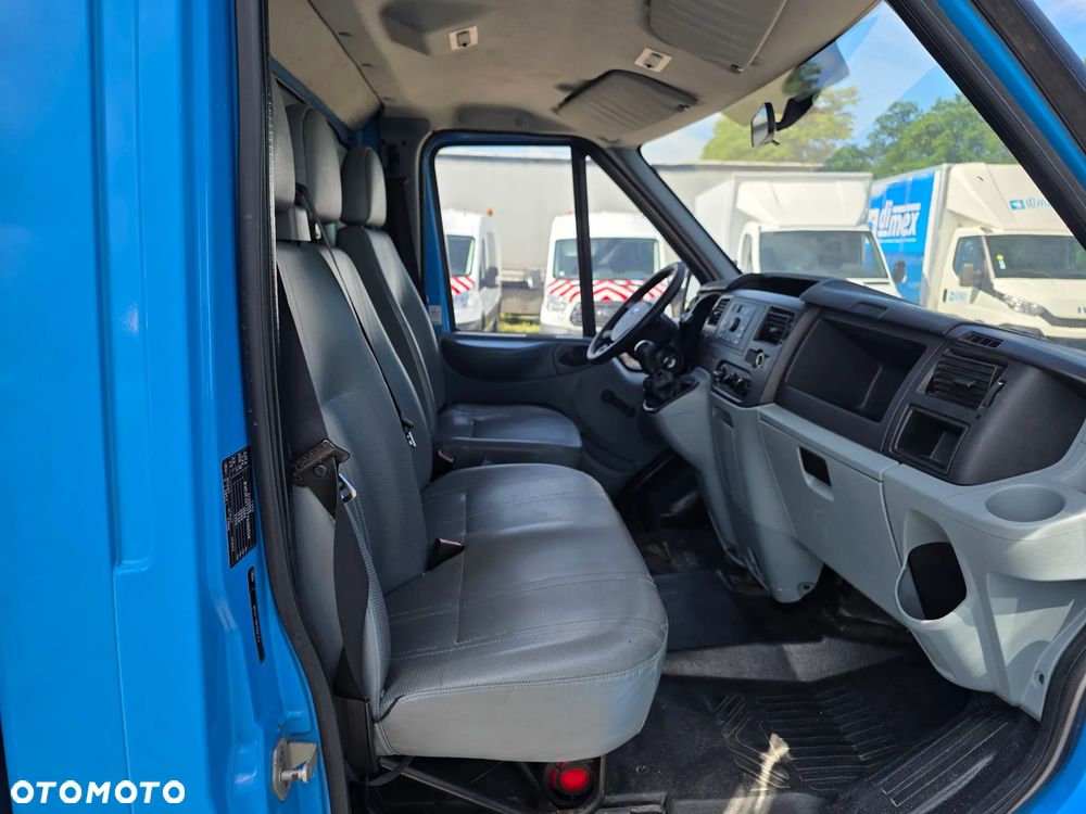 Ford Transit - 3