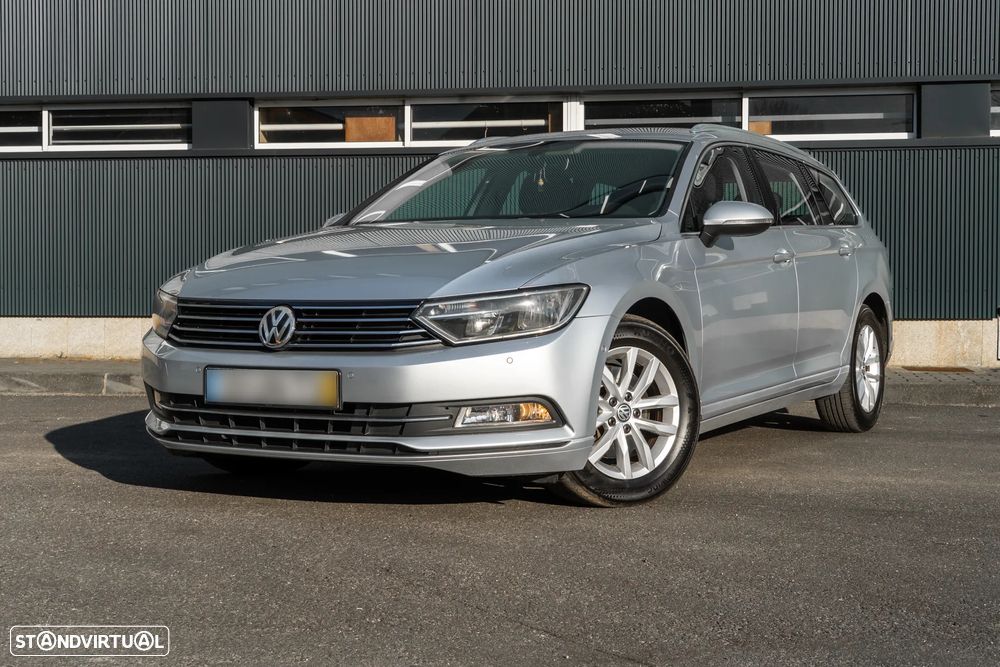 VW Passat Variant 1.6 TDI SCR DSG Business - 1