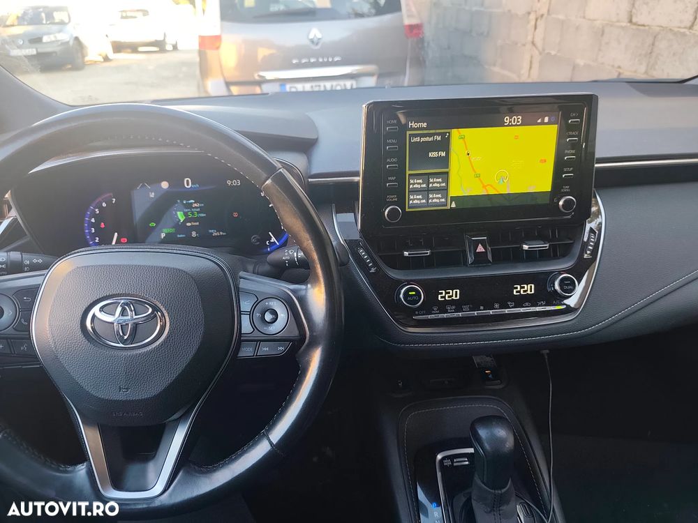 Toyota Corolla - 10