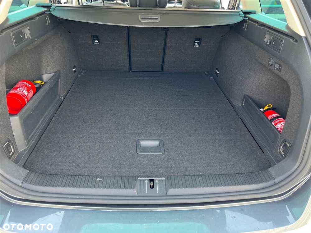 Volkswagen Passat 2.0 TDI BMT Comfortline - 21