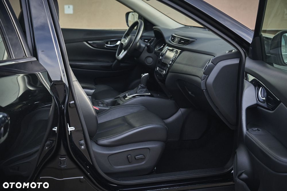 Nissan X-Trail 1.6 DCi Tekna 2WD Xtronic 7os - 27