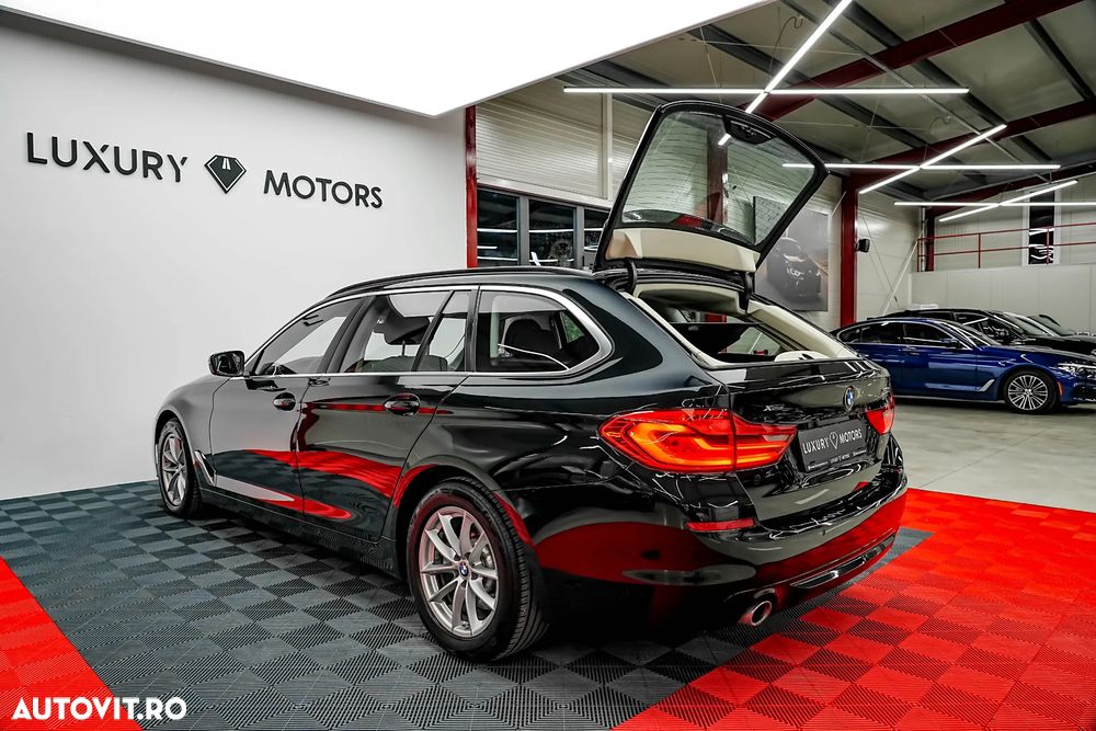 BMW Seria 5 520d xDrive Aut. - 17