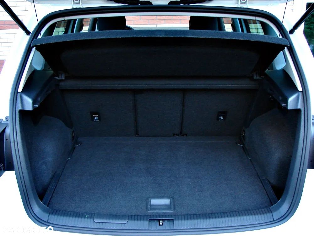 Volkswagen Golf Sportsvan VII SV 1.6 TDI Highline - 20