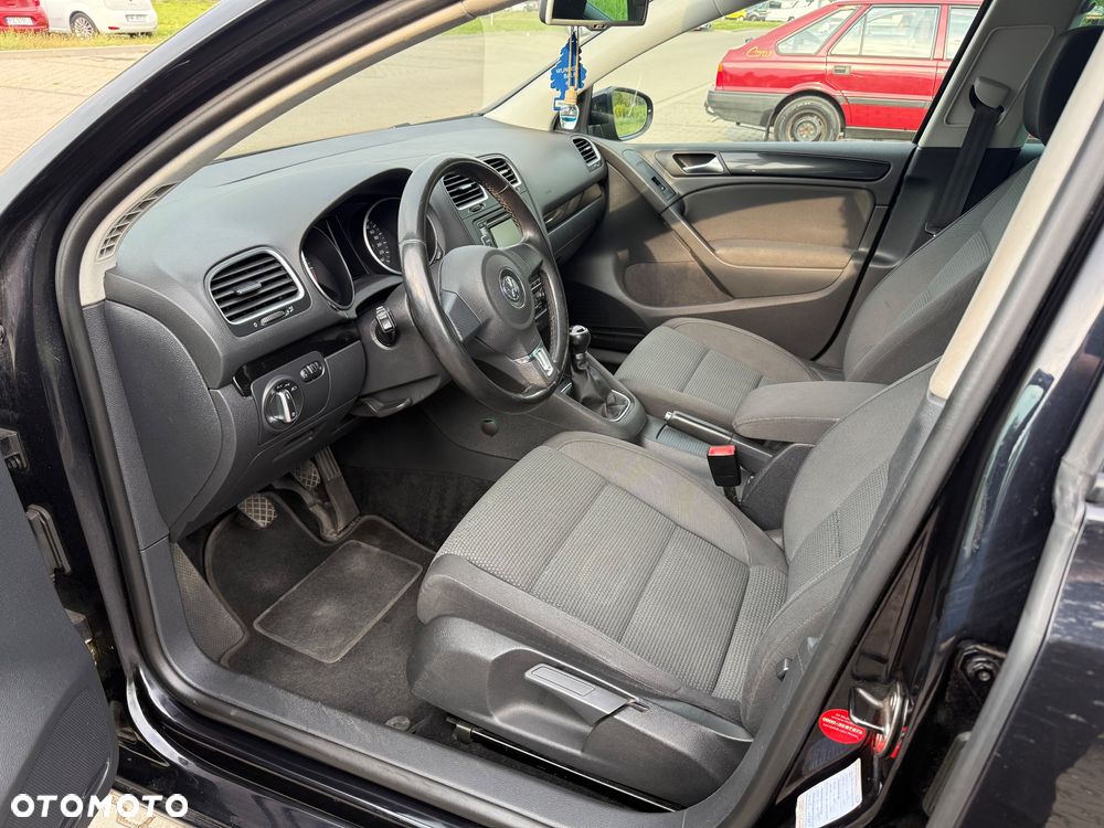 Volkswagen Golf 1.6 TDI DPF Comfortline - 9