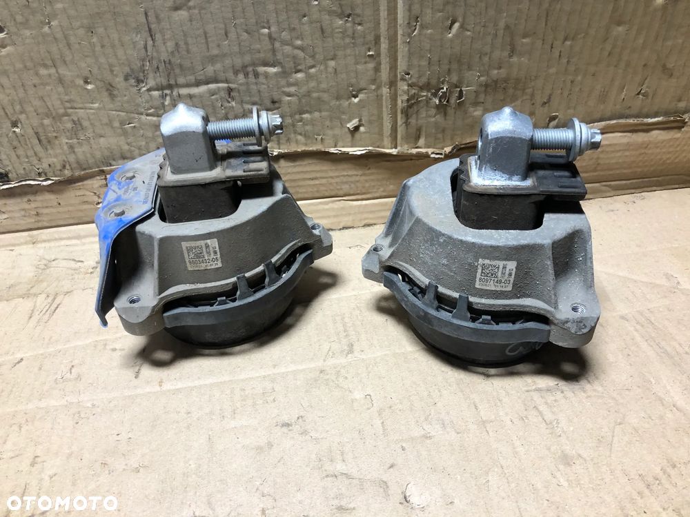 PODUSZKA SILNIKA BMW M3 M4  G80 G82  LEWA LUB PRAWA  8097149   gwa - 1