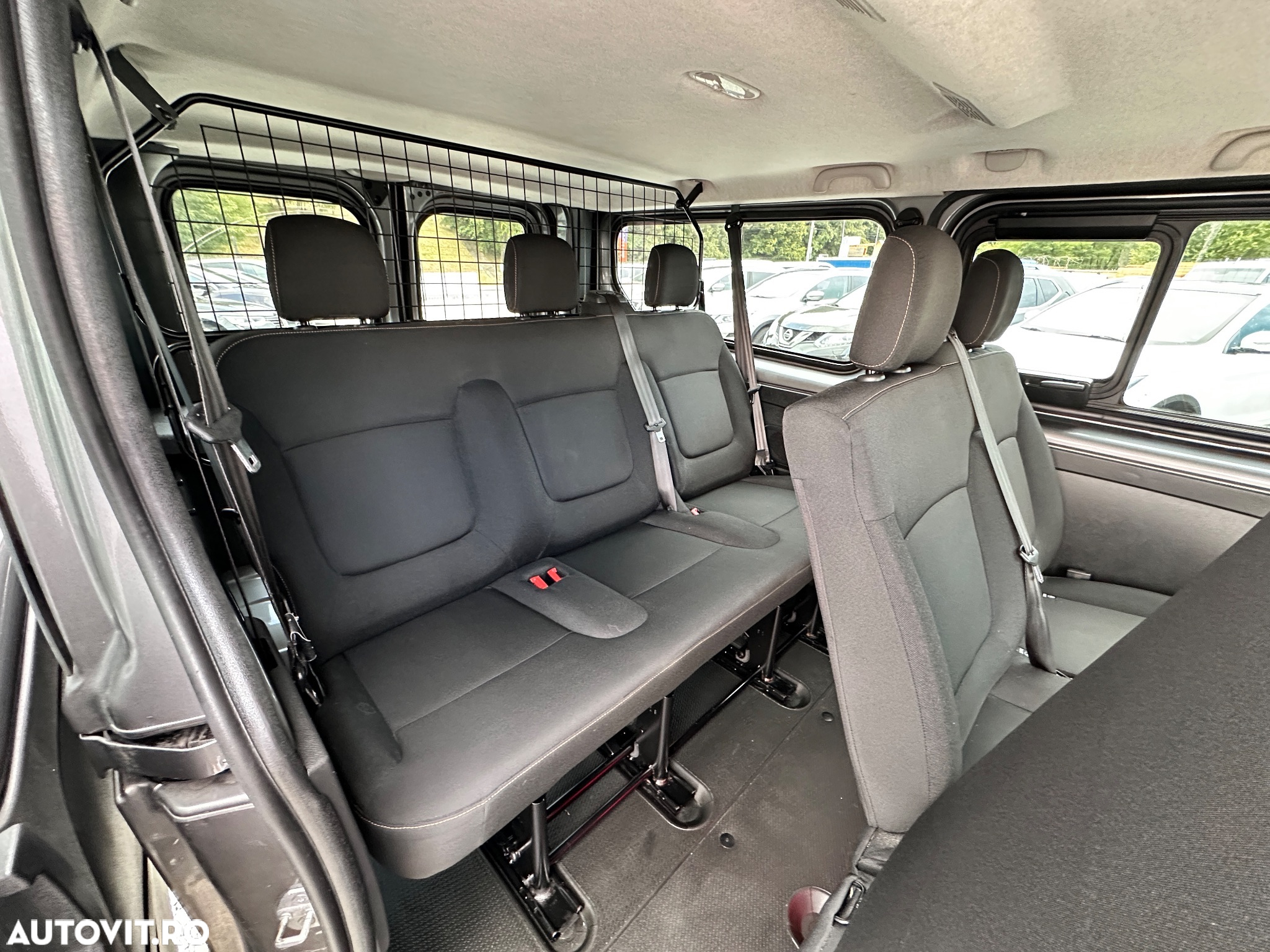 Renault Trafic ENERGY dCi 145 Grand Spaceclass - 18