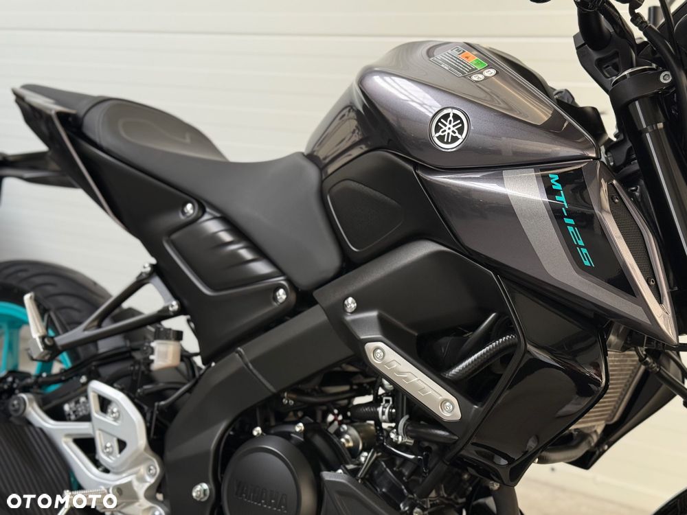 Yamaha MT - 16