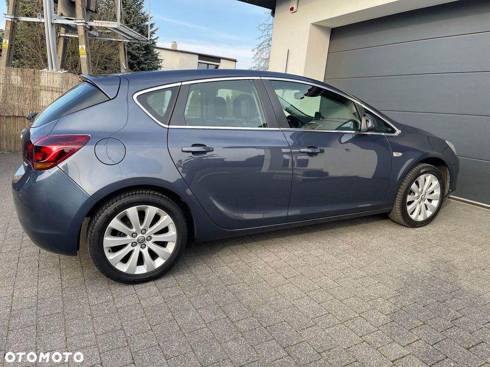 Opel Astra 1.4 Turbo Sport - 30