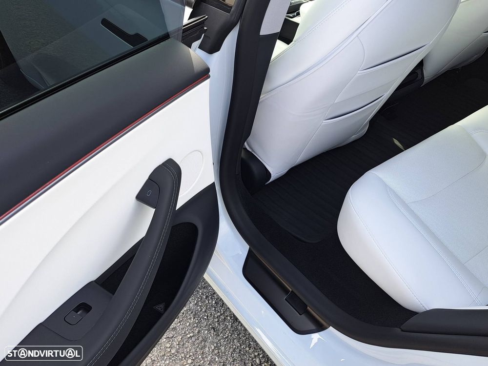 Tesla Model 3 Tração Traseira Premium - 20