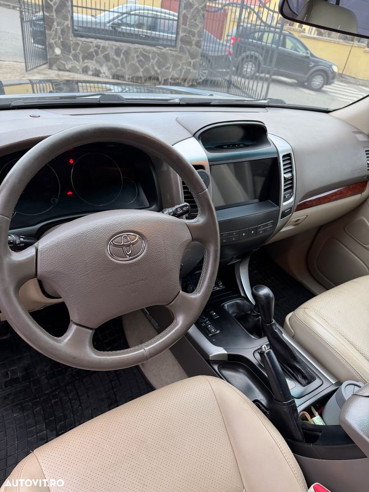 Toyota Land Cruiser 3.0 TD-4D Aut cu TEMS VIP - 12