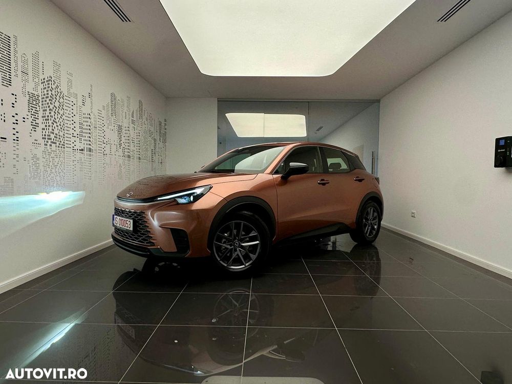 Lexus LBX 1.5 HEV 4x2 CVT Business - 1
