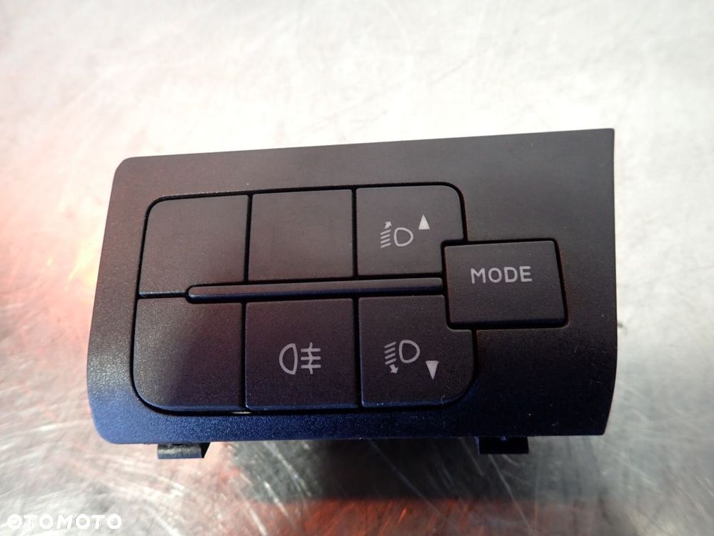 PRZEŁĄCZNIK REGULACJI ŚWIATEŁ FIAT DUCATO III