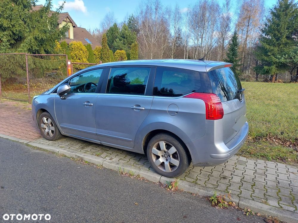 Peugeot 5008 1.6 THP Active 7os - 2