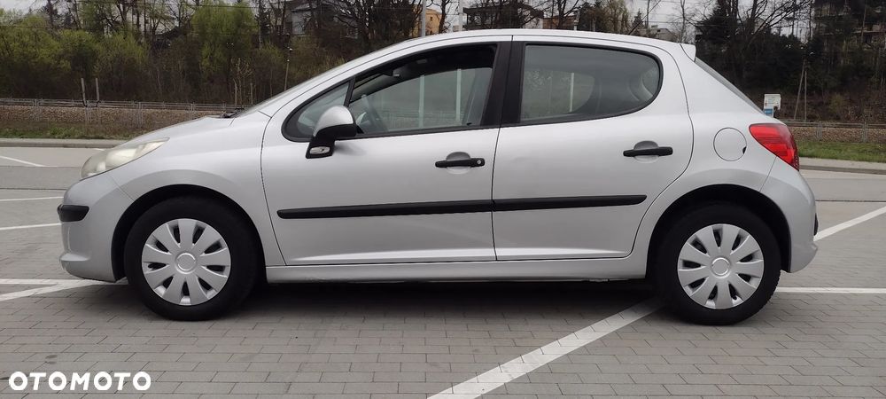 Peugeot 207 1.4 16V Trendy - 9