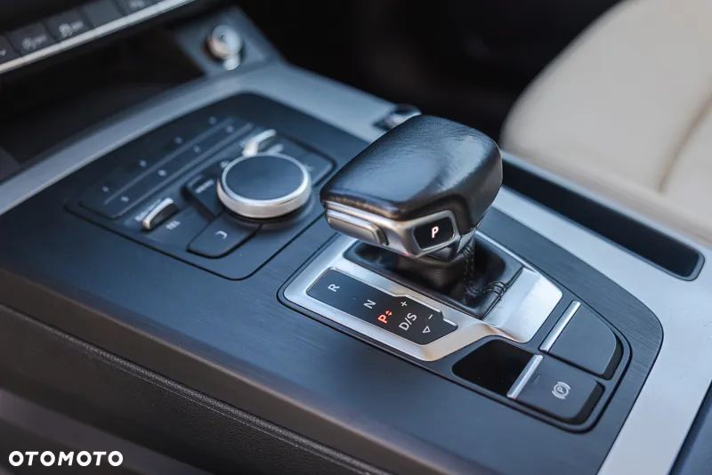 Audi Q5 35 TDI Quattro S tronic - 18