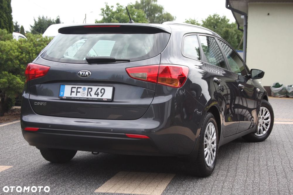 Kia Ceed 1.4 CVVT Vision - 35