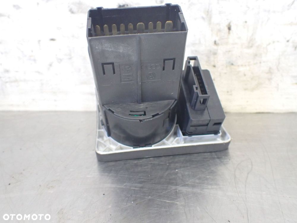PRZEŁĄCZNIK ŚWIATEŁ AUDI A6 C5 2.5 4B1941531C - 3