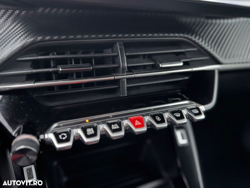 Peugeot 2008 e-2008 Allure - 16