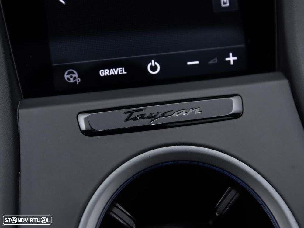Porsche Taycan Turbo S - 31