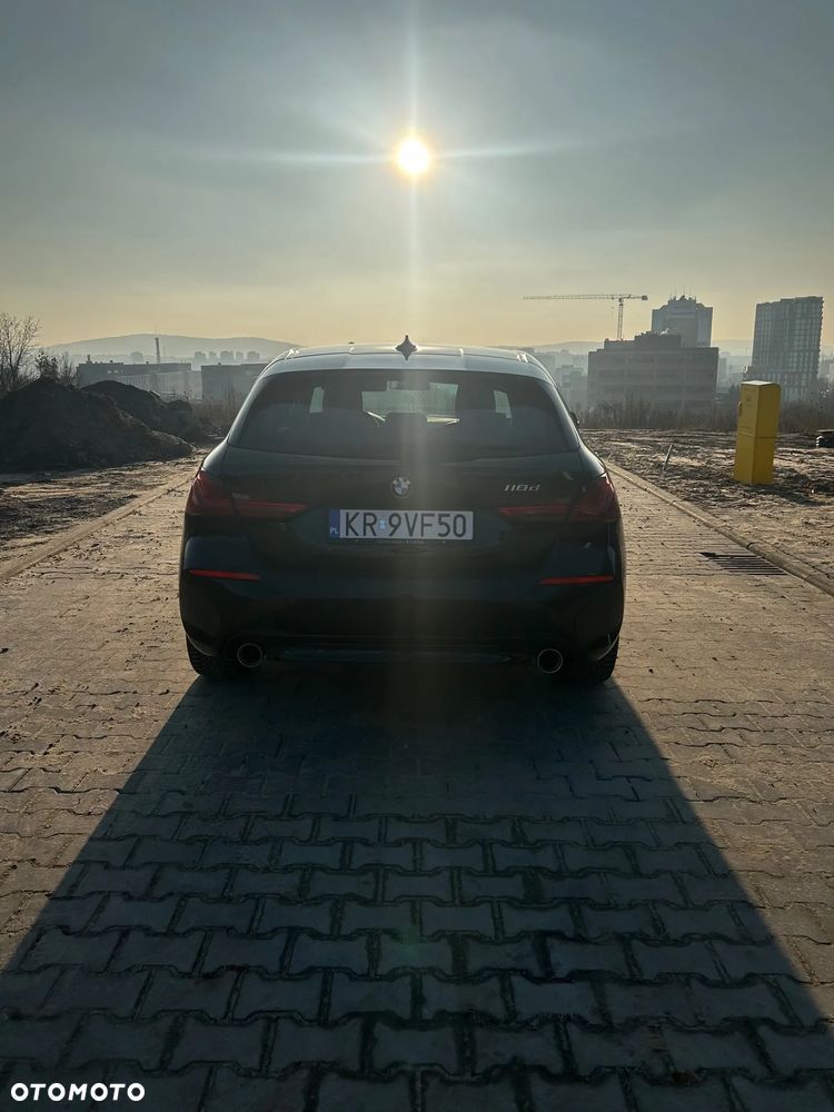 BMW Seria 1 118d Sport Line - 5