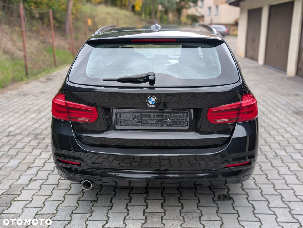 BMW Seria 3 320d DPF - 12