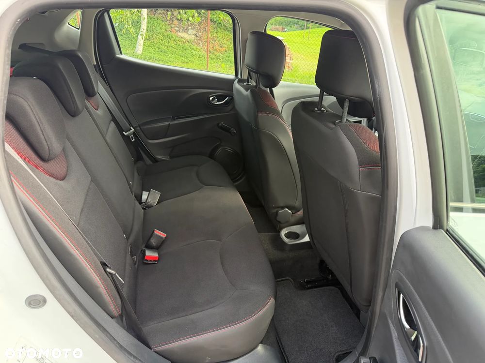 Renault Clio 1.2 16V 75 Life - 35