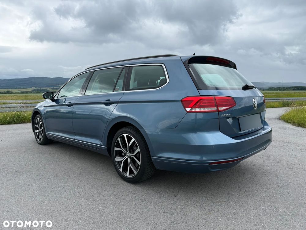 Volkswagen Passat 2.0 TDI BMT Comfortline - 12